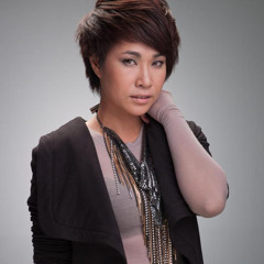Chờ người nơi ấy - Uyên Linh