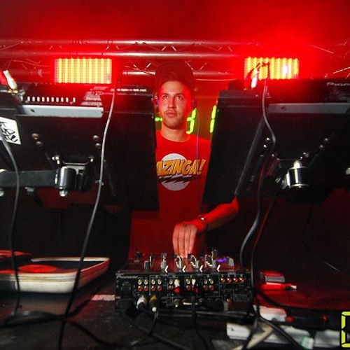 Pete Graham & Chris Lorenzo - Who Remembers Cassettes? (OUT NOW ON BEATPORT:Four40 Records)