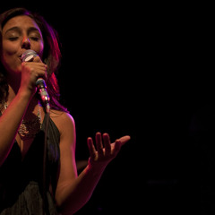 Flor voadeira (Renato Frazão / Marcelo Fedrá / Lucas Dain)