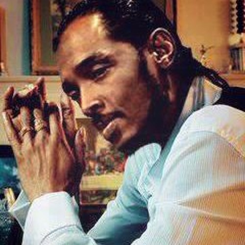 محمود عبدالعزيز
