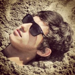 Nicky Romero ft Zedd & Skrillex - weekends! human ( ISkream remix)