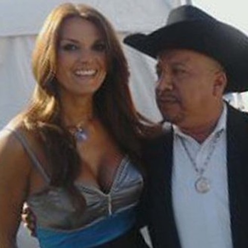 Sin Fortuna - Gilberto Reyes El Fiscal