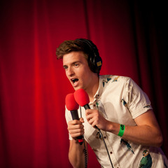 Greg James interrupts BBCEdFest Masterclass session on visualisation...