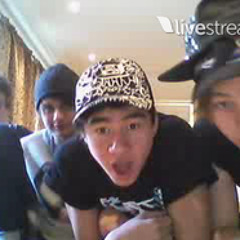 5 seconds of summer sing national anthem!
