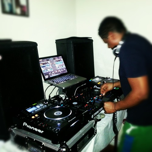 DJ CANDYMAN SA HOUSE MIX 2013