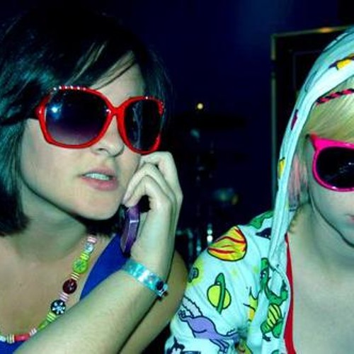 Chase's Electro-Pop Dance Mix with Digitalism, The Knife, Baauer, Toro y Moi, HAIM, Yelle etc.