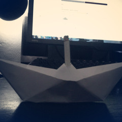 Rickymartel - perahu kertas