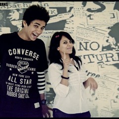 Lighting Lanterns - Feels to be loved