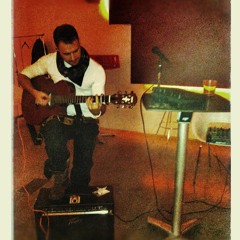 5. Juan Morals - Sentimientos.