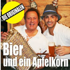 Bier und ein Apfelkorn