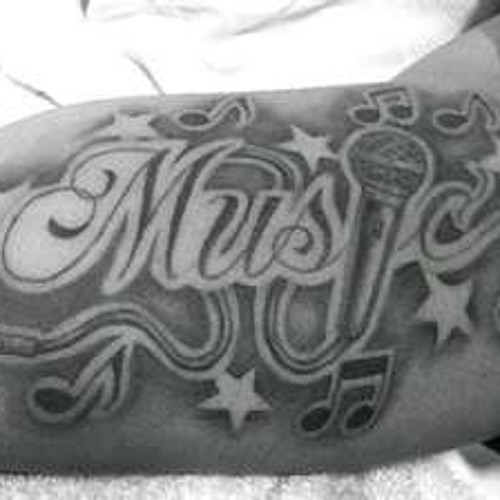 SHE READY TO GO!!!! TEEZY&DAY LOC