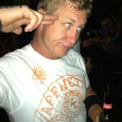 RAVE N ROLL