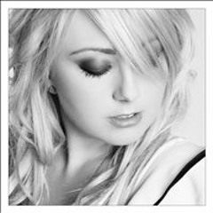 We Found Love (Rihanna Cover) - Amy O'Neill (Vocals) and Mike Ward (Guitar)