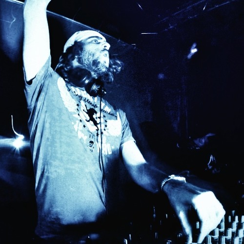 Miles Dyson "Evo" (Hypster feat. Bethany Brown r-evo mix)