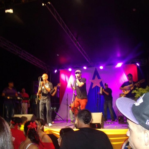 A la nena le gusta bailar ***NEW***