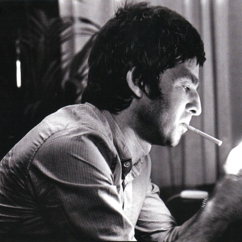 Noel Gallagher - Wonderwall (Acoustic)