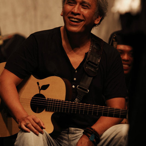 Iwan Fals - Lagu Cinta