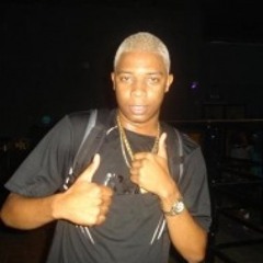 MC DIDO AOVIVO NO BAILE DO PRAÇÃO DO CEZARAO TA O BIXO ( DJ MARLON CZR E DJ LZ )
