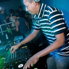 Dj Fabiano Santos - Se Vira nos 30 (2012)