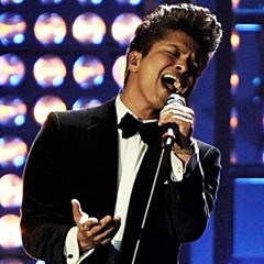 Bruno Mars | Just The Way You Are (Brit Awards 2012)