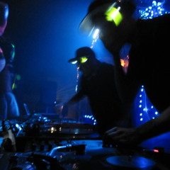 Ammunition Far Side/ Put your hands up