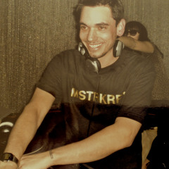 DJ AM Live at Parties and Clubs