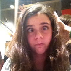 :3 lil' bit bout me!