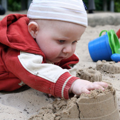 Sandkasten - D-Eloquent & Teylan