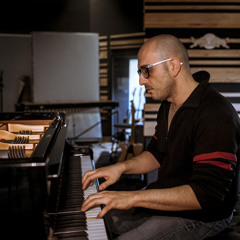 Grooves #1 (2012)