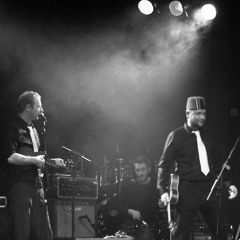 Bet That You Look Good On The Dancefloor - Live