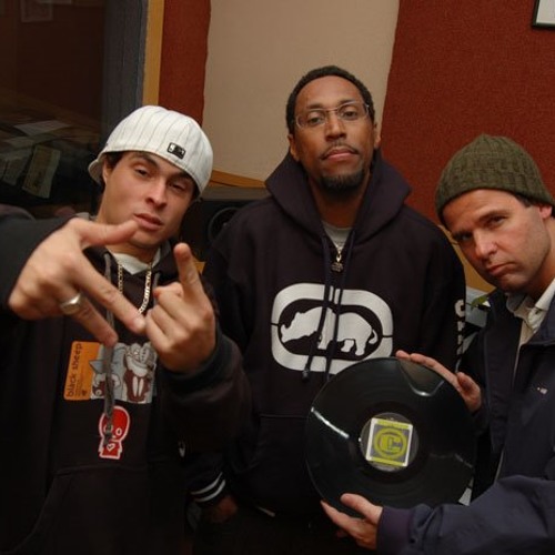 Grilo 13 + Suave + Tio Fresh - mc Internauta