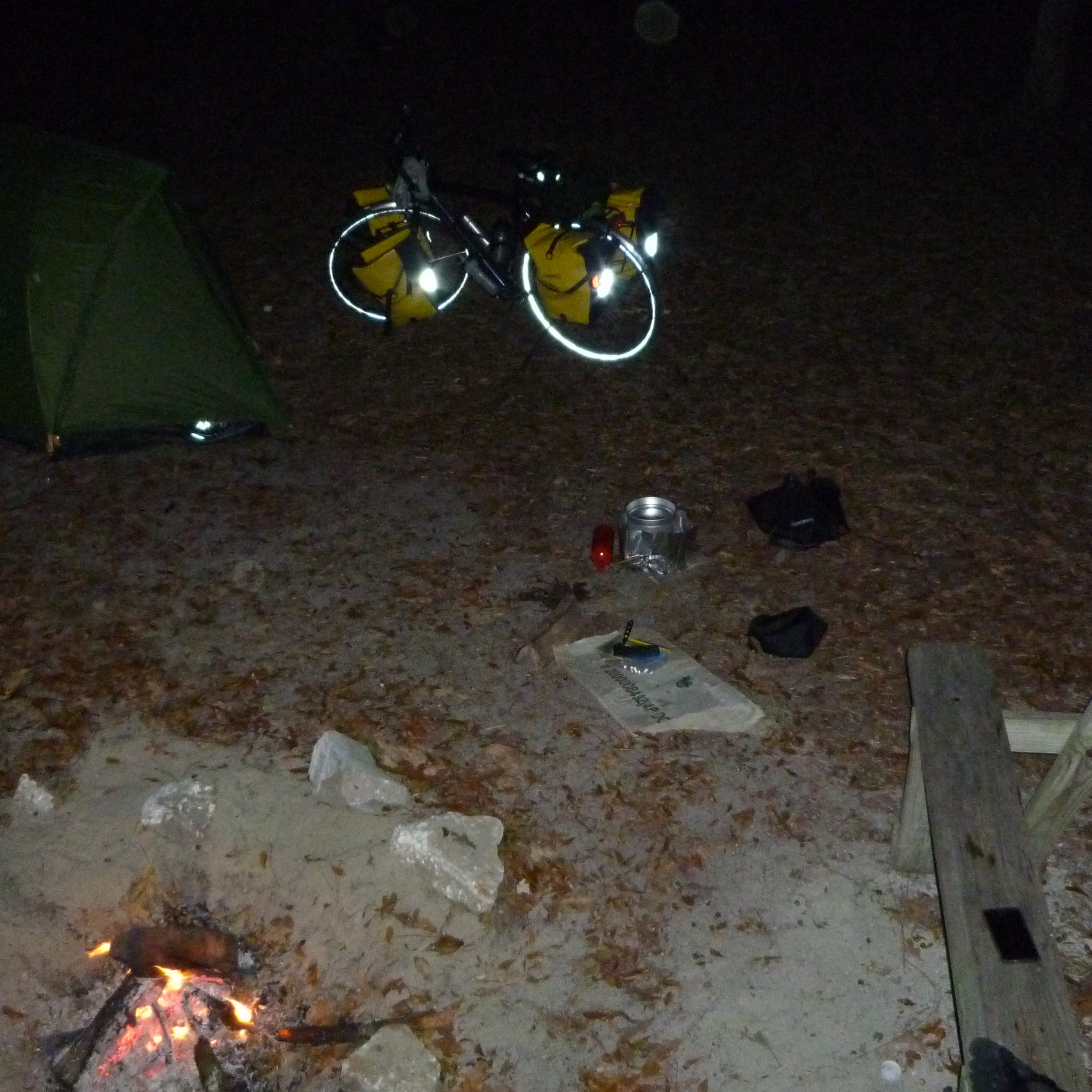 Rain on tent, Thunder with reverb valley nearby - Binaural field recording, 11 2011, N-W Florida episode artwork