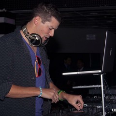 Deadmau5 - Aural Psynapse vs. Madonna - Music (NEVETS Mashup)