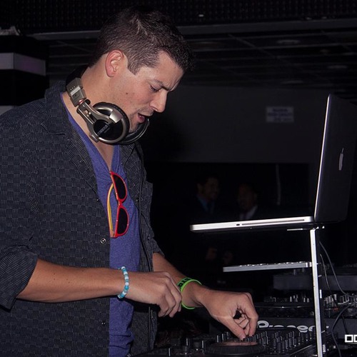 Deadmau5 - Aural Psynapse vs. Madonna - Music (NEVETS Mashup)