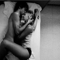 EB's iPod: Valentines Day Baby Bumping