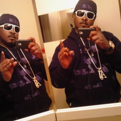 Eat The Pussy Up Ft. SK8 & Giggles