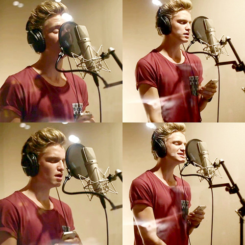 Neck Kisses - Cody Simpson (Preview)