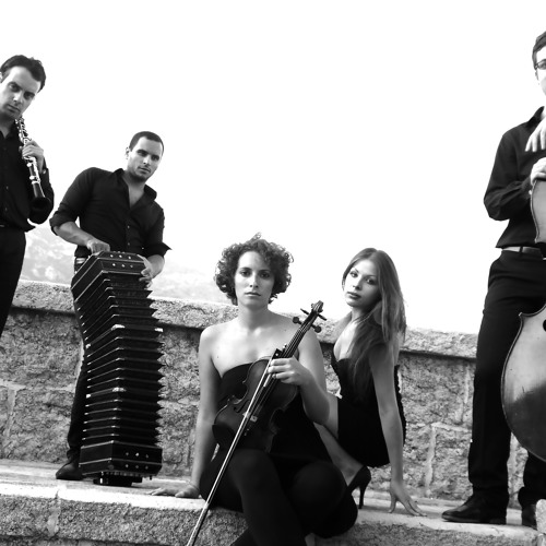 Stream Romance de Barrio by respiro tango | Listen online for free on ...