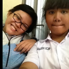 toska-item-biru-putih-es-em cover.