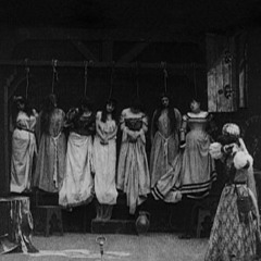 انكفأ إنائي يا أمي وبقيتُ بلا زاد