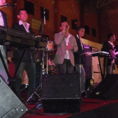 2 Ladrones del Amor - Lejos de ti (es lo que hay papa)