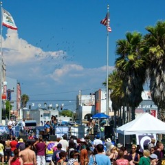 Universal Drug ( Live )