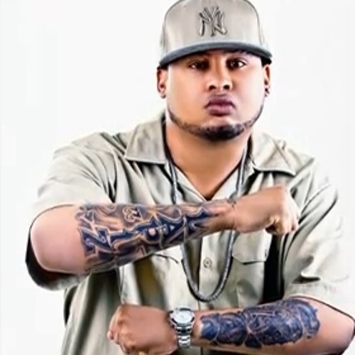 08 Amor Por Accidente (feat. El Metr