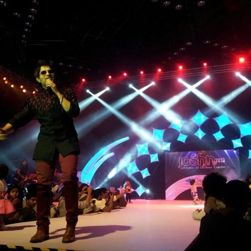 Vinnelamma ni toh, my first ever attempt to sing in telugu , Tollywood