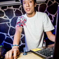 DJ kiss  2013 Feb Progressive Mix