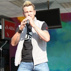 5. SI VOLVIERAS A MI - MK ARTIST