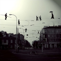 ظلٍّ ضِحكتِنا