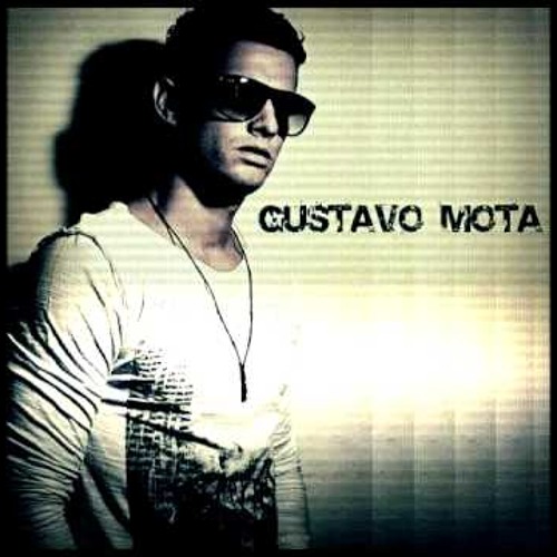 Victor Ruiz – Dance In The Dark