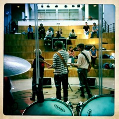 Down (Live Skapande Vår 2011)