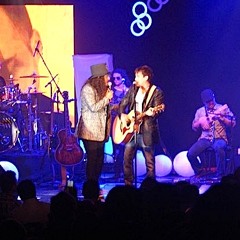 PLAY ( ft. Lazcano Malo )